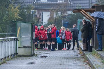 Bild 51 - B-Juniorinnen SV Henstedt Ulzburg - MSG Steinhorst Krummesse : Ergebnis: 4:0